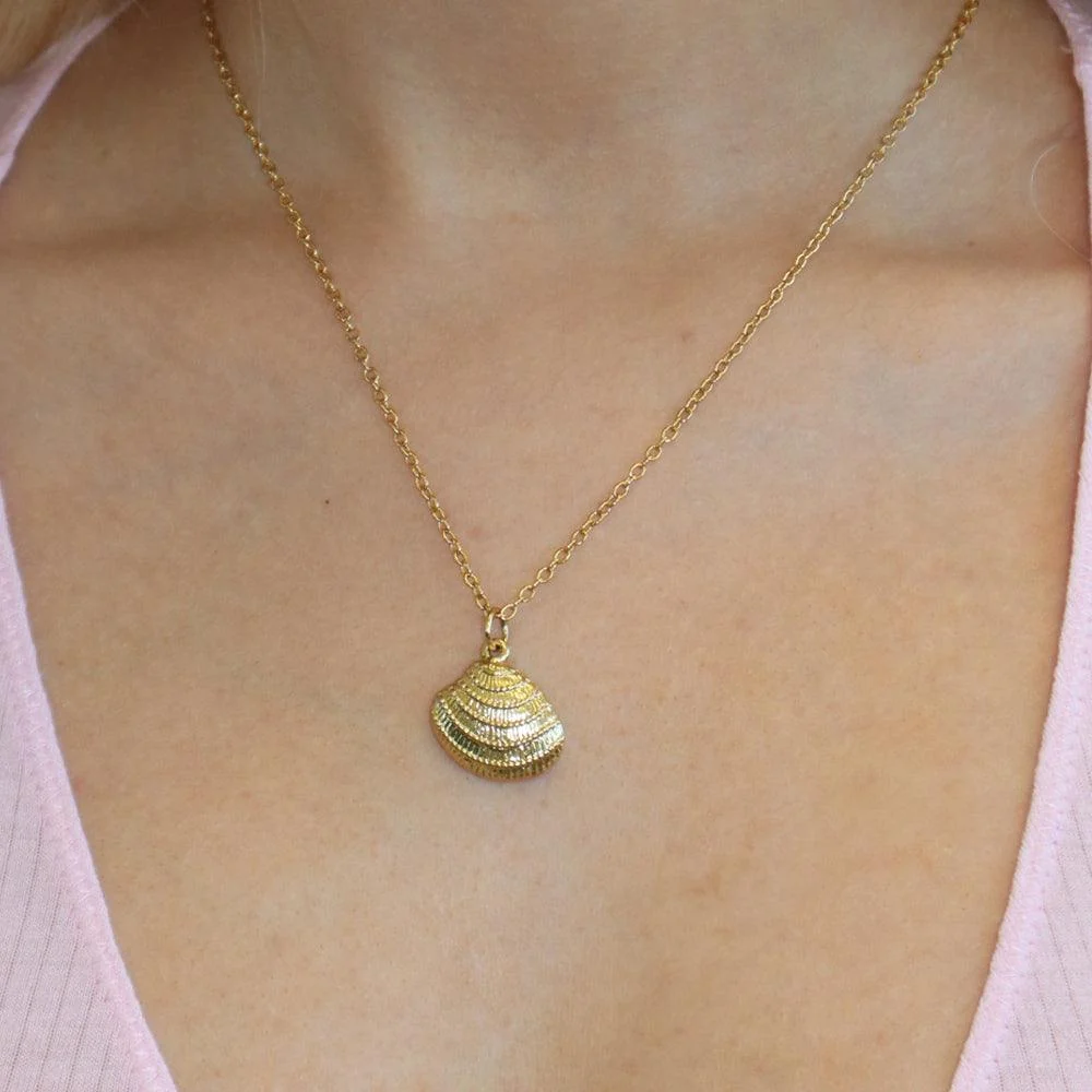 Dream Shell Necklace